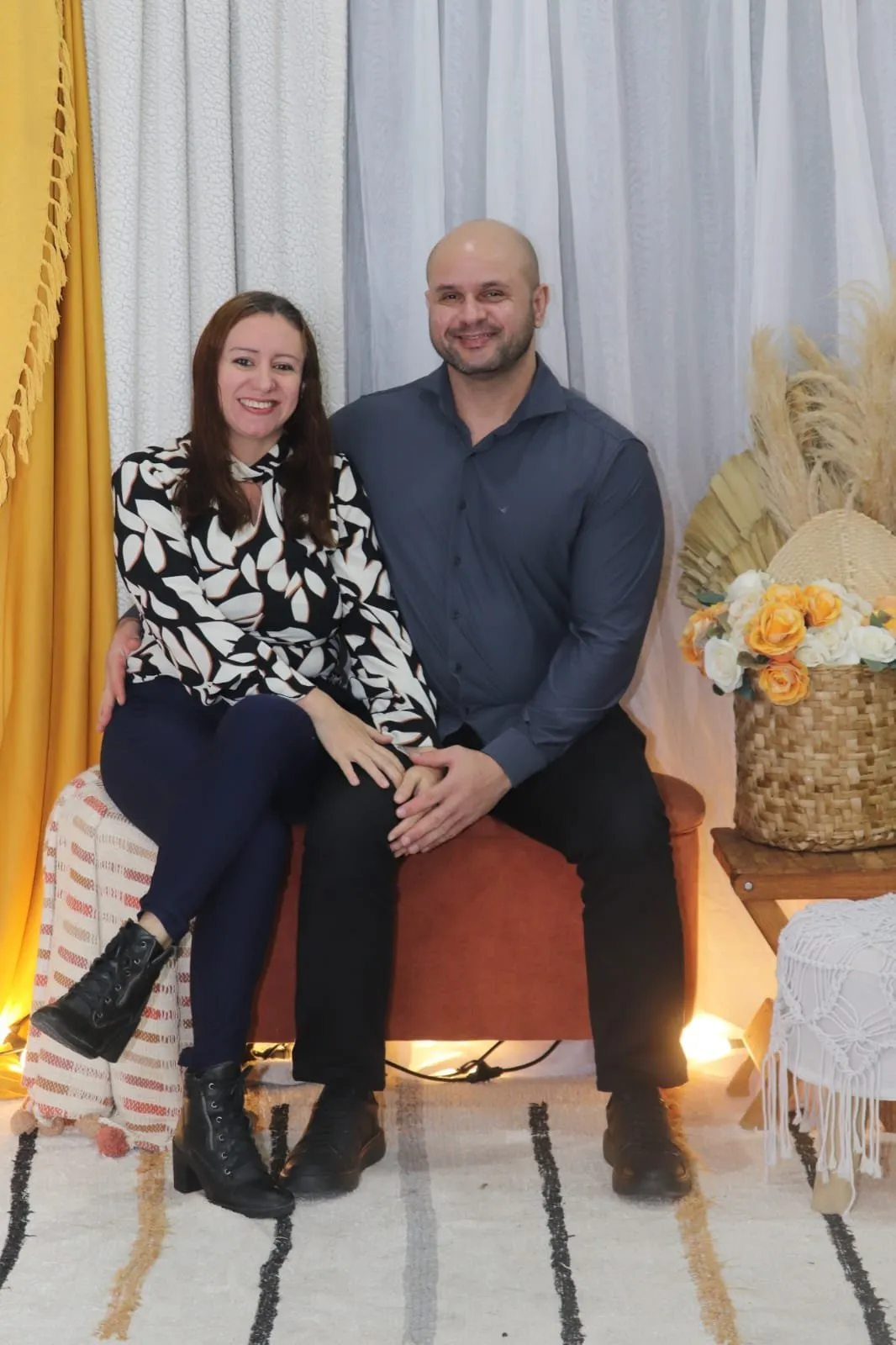 Paula e Mario, fundadores do Gatil Romeus Maine